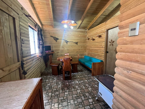 Parcela Con 2 Casas Y 8 Cabañas 5000m2