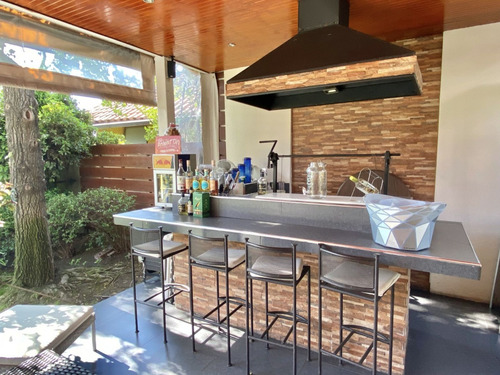 Casa 4 Dormitorios En Condominio Talinay / J.bernstein