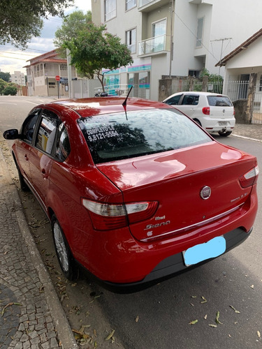 Fiat Grand Siena 2013 1.6 16v Essence Flex 4p