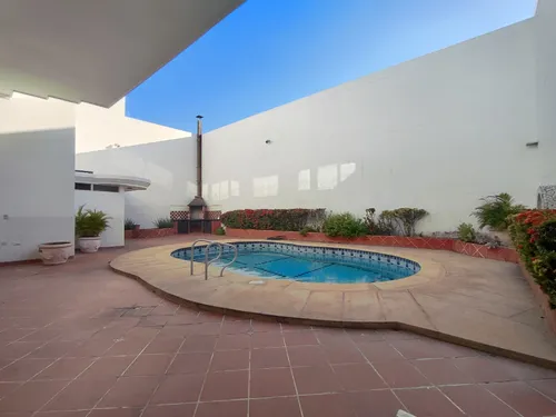 Casa En Arriendo En Via Club Tennis. Cod A30262