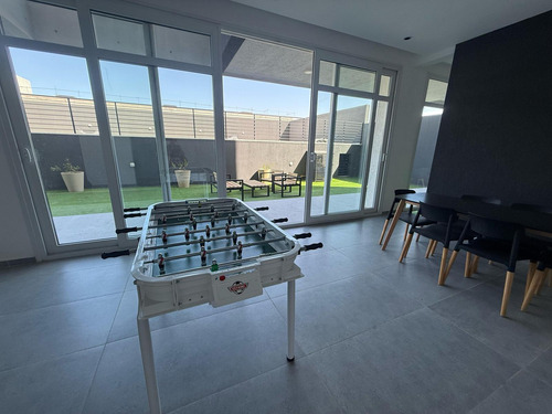 Departamento En Moreno Center