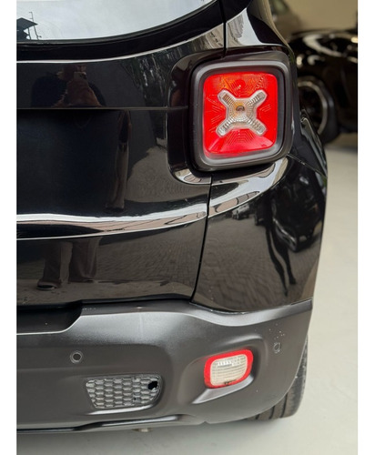 Jeep Renegade 1.8 16V FLEX LONGITUDE 4P AUTOMÁTICO