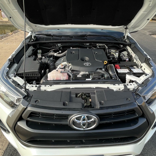 Imagen 10 de 10 de Toyota Hilux 2.8