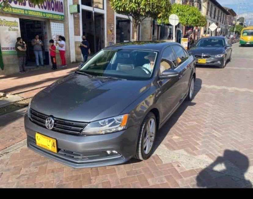 Volkswagen Jetta 2.5 Highline