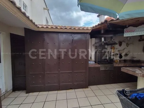 Casa En Venta En Santa Clara Etapa V Etpa, Chihuahua Chih.