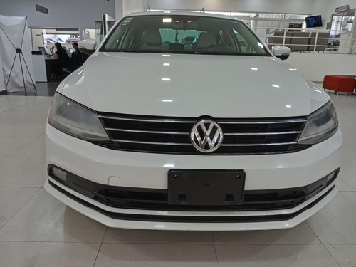 Volkswagen Jetta 2.5 Sportline Tiptronic At