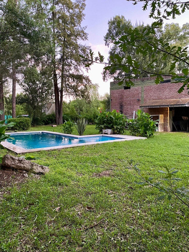 El Maestro 3300, La Reja/ Quinta 4 Amb / Pileta/ Lote 1800m2/ 350m2 Cub / U$s 60.000 Oportunidad5