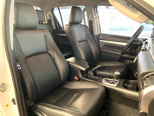 Toyota Hilux 2.8 Tdi Srv Cab. Dupla 4x4 Aut. 4p