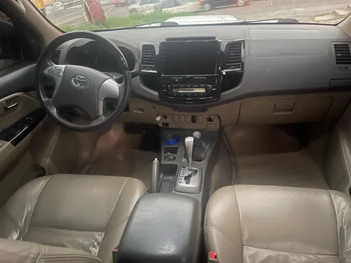 Toyota Fortuner 3.0 Srv