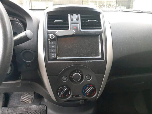 Imagem 6 de 12 de Versa 1.6 16v Flexstart Sv 4p Xtronic