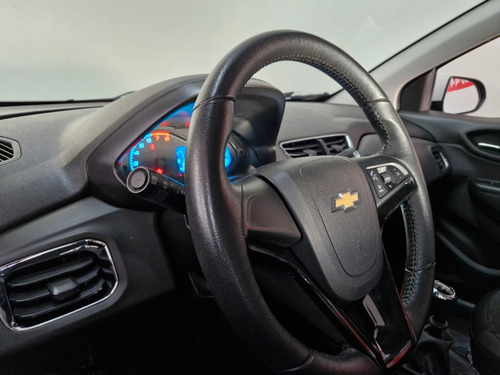 Chevrolet Onix 1.4 MPFI LTZ 8V FLEX 4P MANUAL
