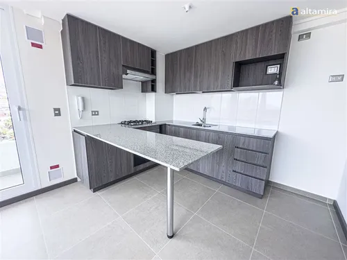 Departamento En Arriendo De 2 Dorm. En Iquique