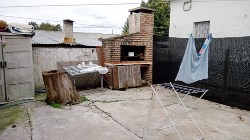 En Las Piedras 2 Casas En El Mismo Padrón, El Dorado, Buena Rentabilidad.se Vende