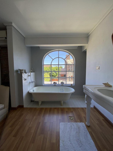Imagen 23 de 30 de Casa - Mart.-fleming/panam.