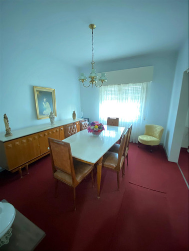 Dos Casas A La Venta En El Mismo Padrón. Ambas Alquiladas.