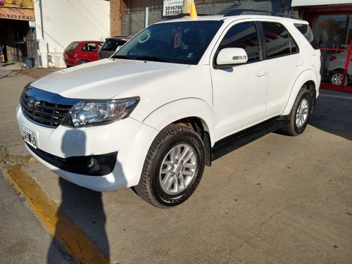 Imagen 1 de 6 de Toyota Sw4 Nafta 7 Asientos 2015 Impecable