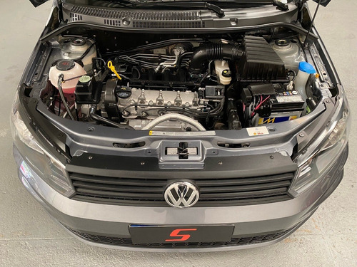 Imagen 14 de 15 de Volkswagen Gol Trend 1.6 Trendline 2021