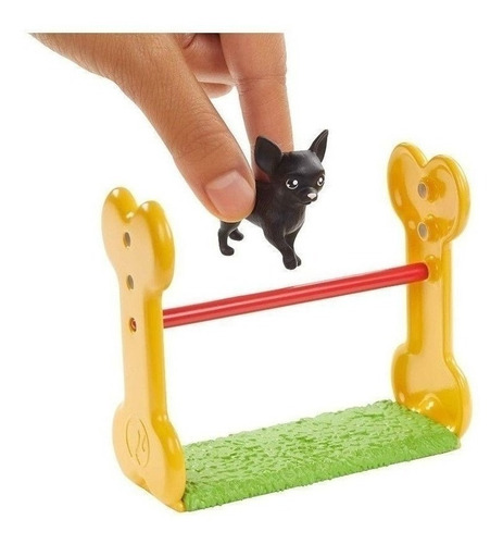 Imagem 3 de 7 de Ken Profissões Adestrador Cães E Playset Mattel Ms Sj