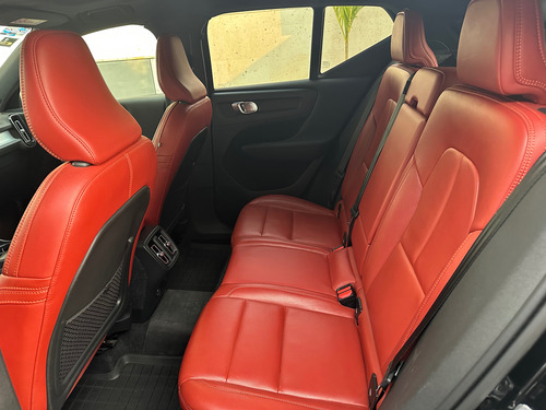 Volvo XC40 Volvo XC40 Momentum T4 motor 2.0 lts 4 cil