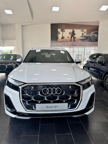 Audi Q7 S Line 2025