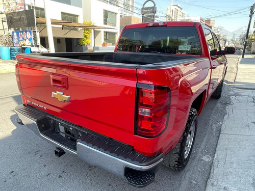 Chevrolet Silverado 5.4 2500 Doble Cabina Ls 4x2 At