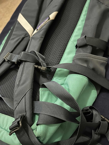 Mochila Patagonia Petrolia Trekking Montañismo 28l. Un Uso (Usado)