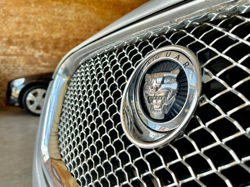 Jaguar Xf 2.0 Luxury Turbocharged Gasolina 4p Automático