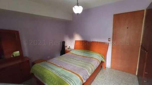 Imagen 5 de 10 de Apartamento En Venta La Candelaria / Cod. Flex: 21-14487