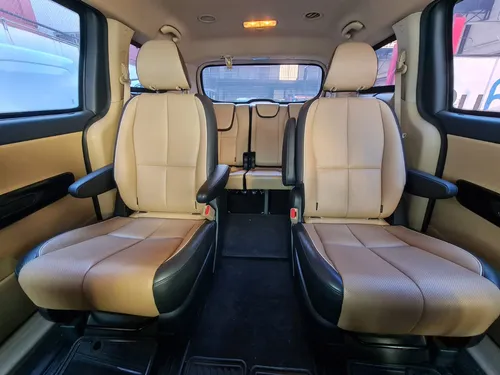 Kia Sedona 3.3 V6 Ex Pack At