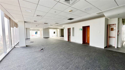 Oficina En Arriendo En Las Condes
