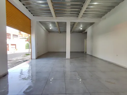 Local En Arriendo En El Llano. Cod A28743