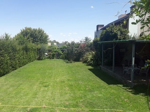 Casa En Venta En Juana Koslay