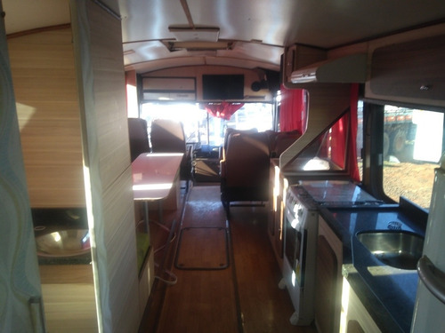 Imagem 11 de 14 de Motorhome Marcopolo Completo 1992