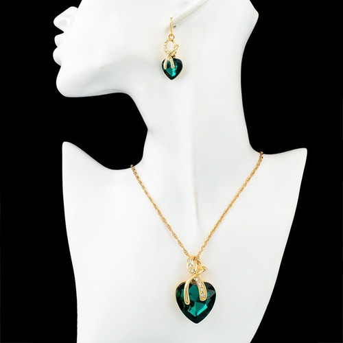 Conjunto Feminino Colar E Brincos Coração Banhado A Ouro