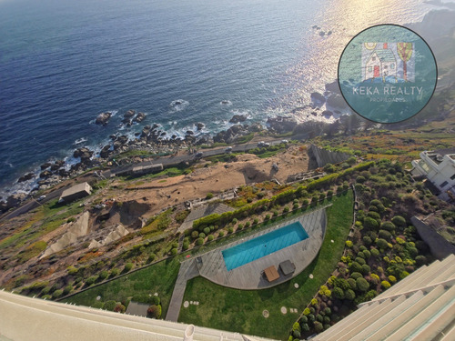 Vista Insuperable, Edificio Makromar, Lujosa Oportunidad