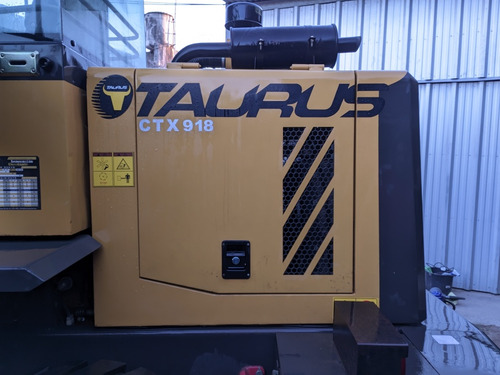 Pala Cargadora Taurus Ctx 918 - 2016 - 0,5 Mts - 375 Hs Uso