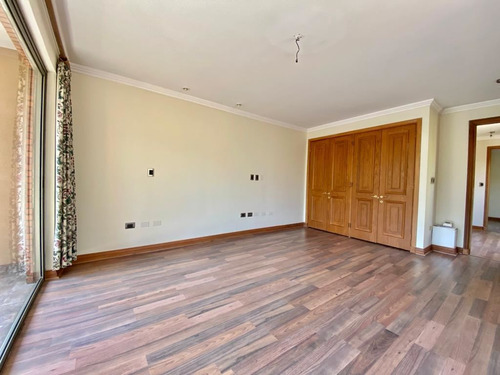 Penthouse Dúplex Vitacura: Lo Curro / Vía Aurora