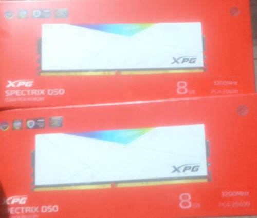 3 Memorias Xpg Spectrix D50 Ddr4  8 Gb 3200 Mhz Las 3 N $110