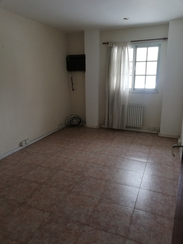 Oficinas Usos Multiples Centro De Monte Grande A Estrenar
