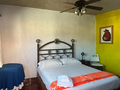 Casa En Renta En Ampliacion Vista Hermosa, Cuernavaca