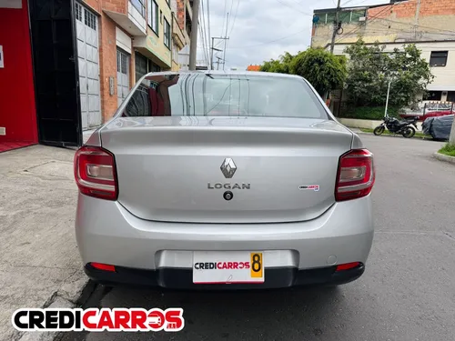 Renault Logan 1.6 Expression / Life +