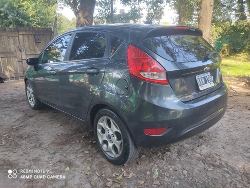 Ford Fiesta Kinetic Design 1.6 Design 120cv Titanium 2011