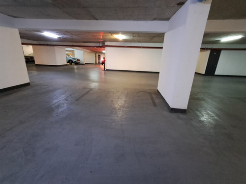 Estacionamiento En Venta En Las Condes