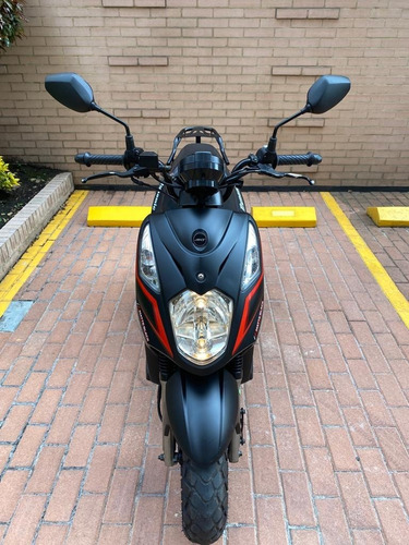 Imagen 1 de 9 de Akt Dynamic R 125