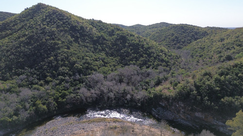109 Has Con Costa Al Río, Villa La Paisanita