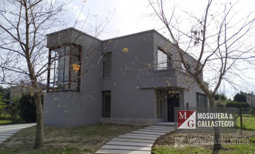 Venta - Santa Catalina A Estrenar 3 Dorm. - Tigre.