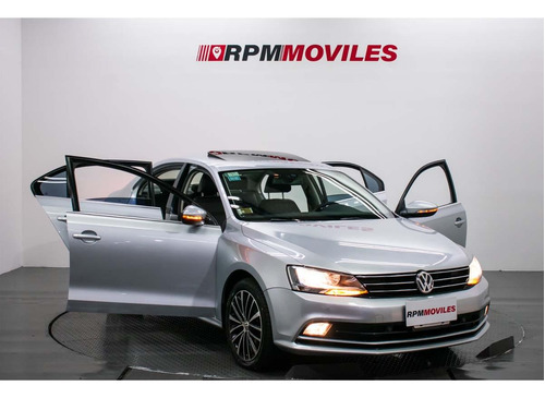 Volkswagen Vento 2.5 Luxury 170cv
