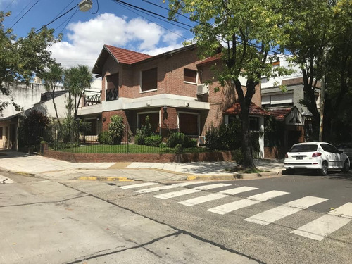 Villa Devoto, Alquiler De Casa Para Uso Comercial.