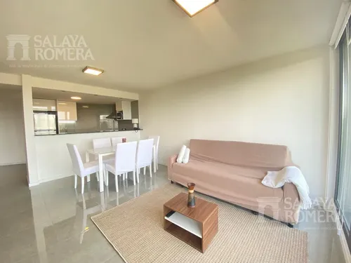Muy Lindo Apartamento De 1 Dormitorio En Excelente Ubicacion Sobre Av. Roosevelt Punta Del Este