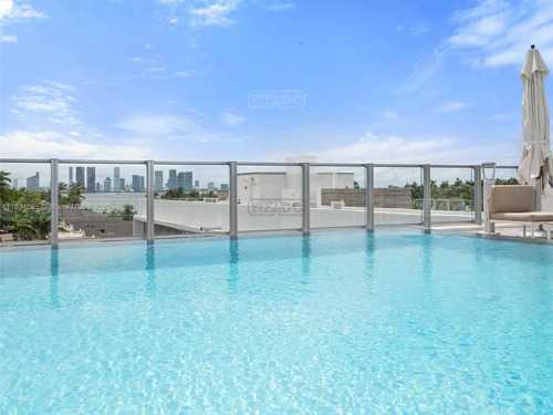 Departamento En Venta En Miami Beach, Miami, Florida